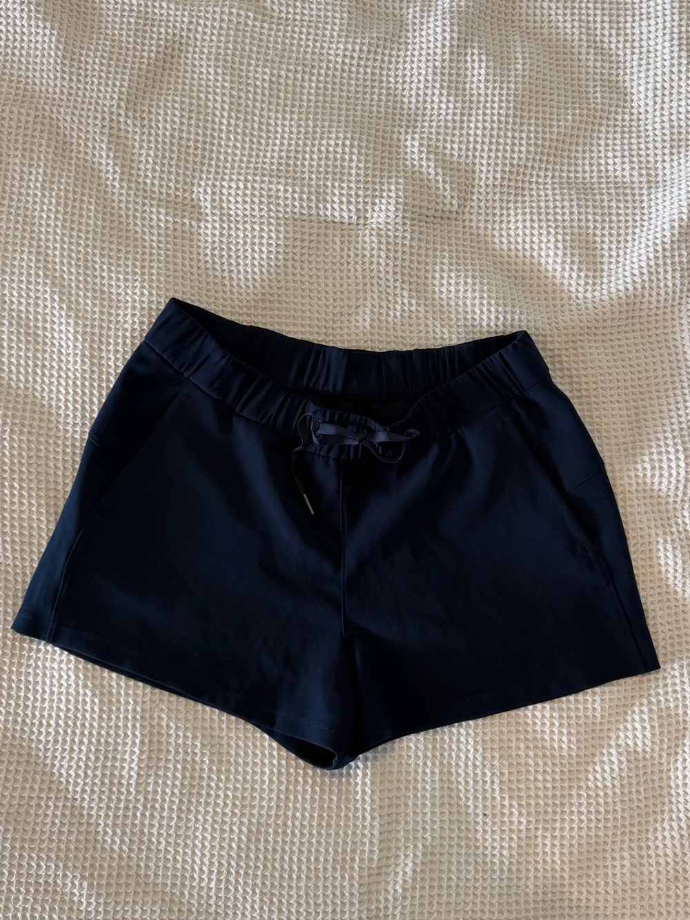 Lululemon On the Fly 2.5” Women's Navy Athletic Shorts - size 10